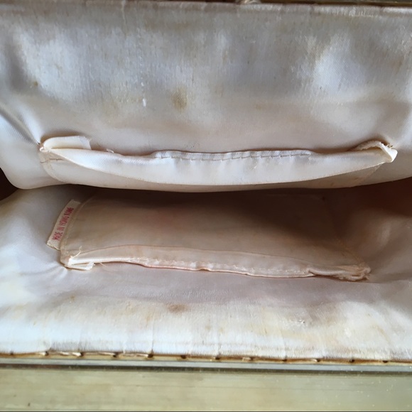 Vintage Needlepoint Tapestry Beaded Hand Bag Purse - Picture 9 of 16